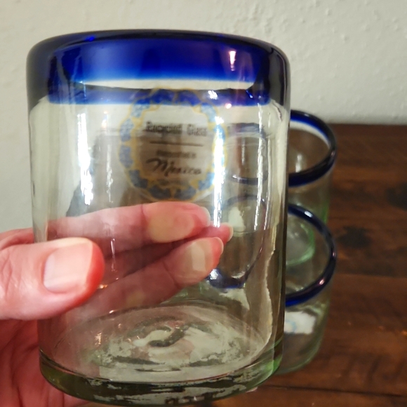 Set of 4 new beautiful glasses handcrafted in Mexico. - Picture 3 of 5